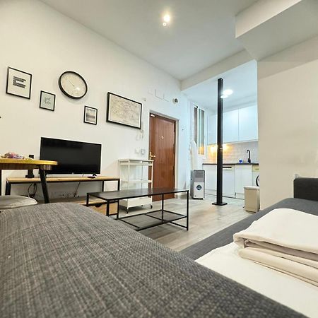 Appartamento Dianthus House Madrid Esterno foto