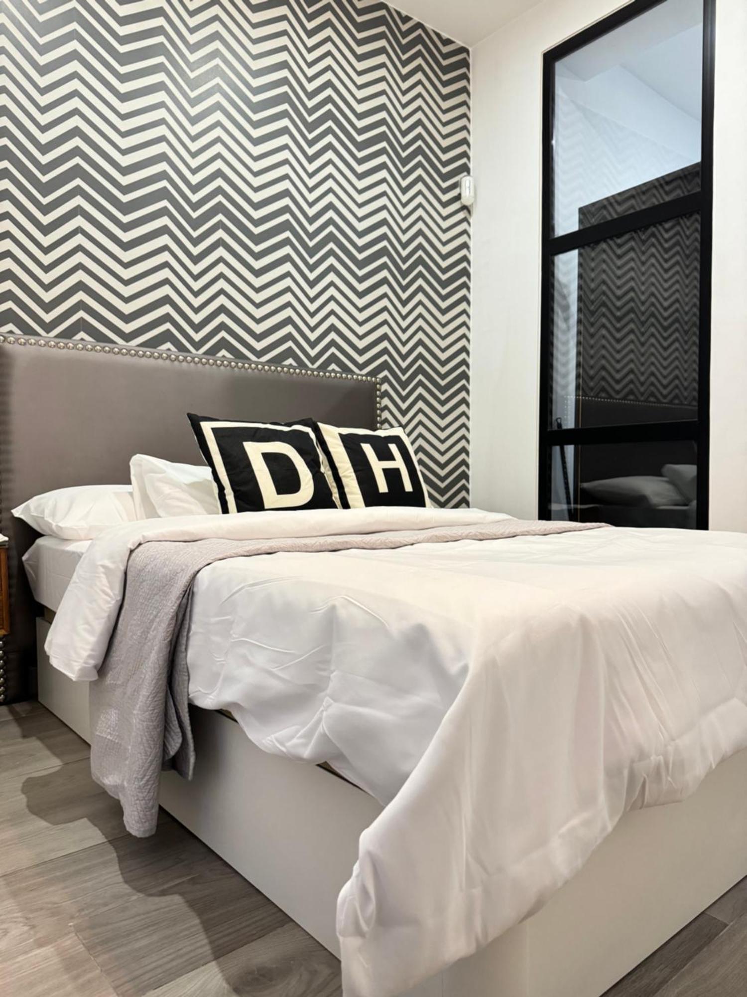Appartamento Dianthus House Madrid Esterno foto