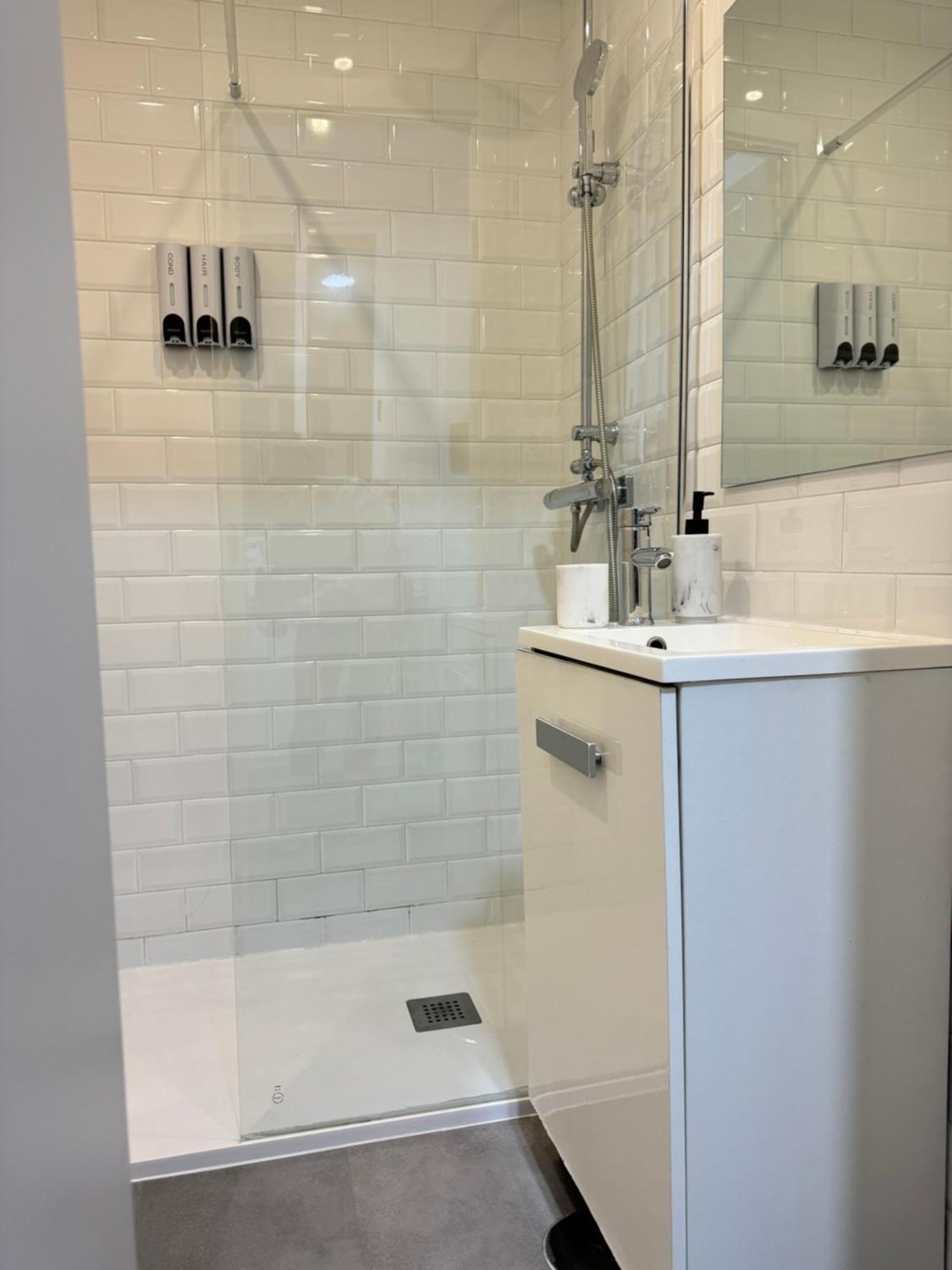 Appartamento Dianthus House Madrid Esterno foto