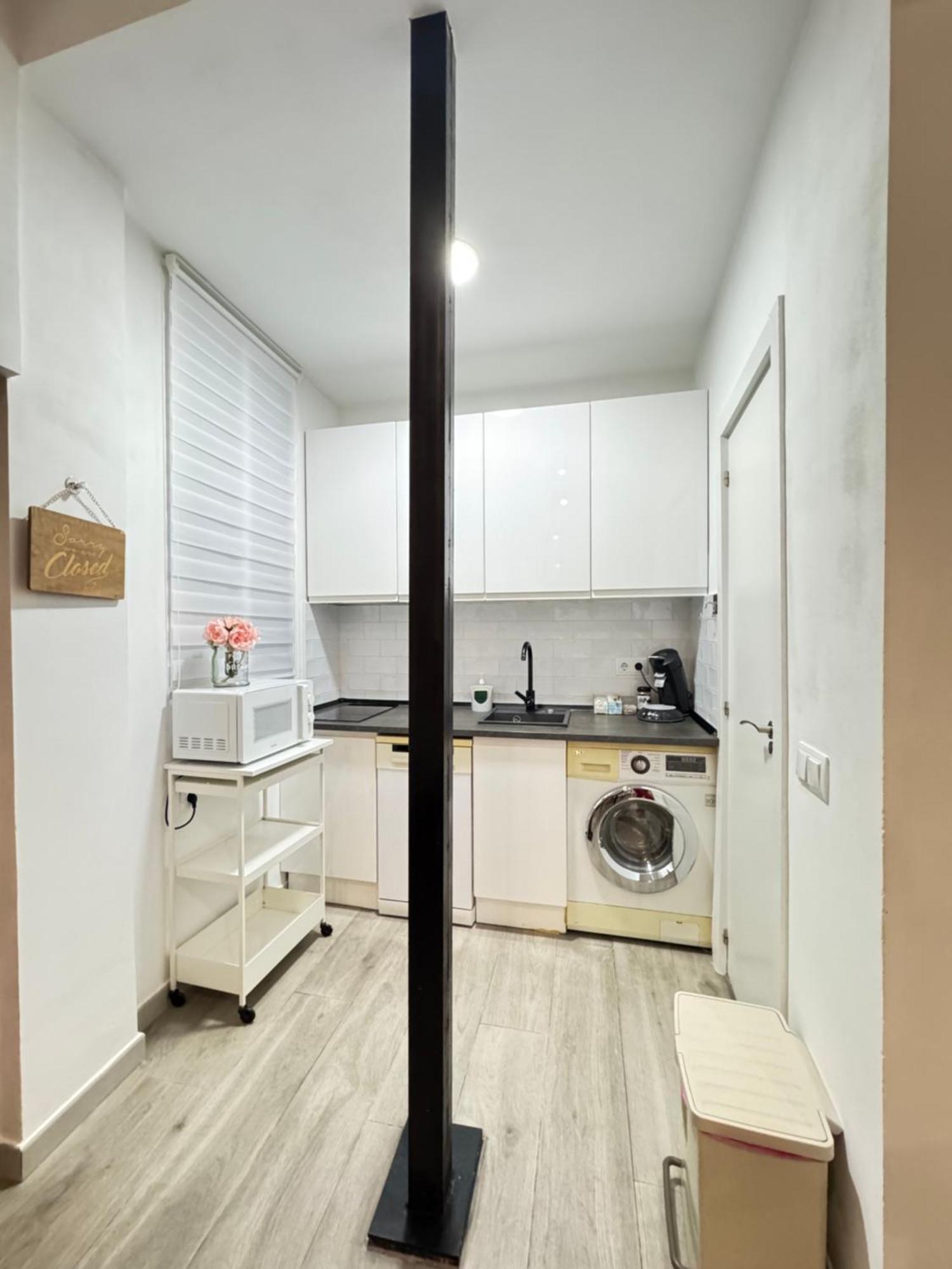 Appartamento Dianthus House Madrid Esterno foto