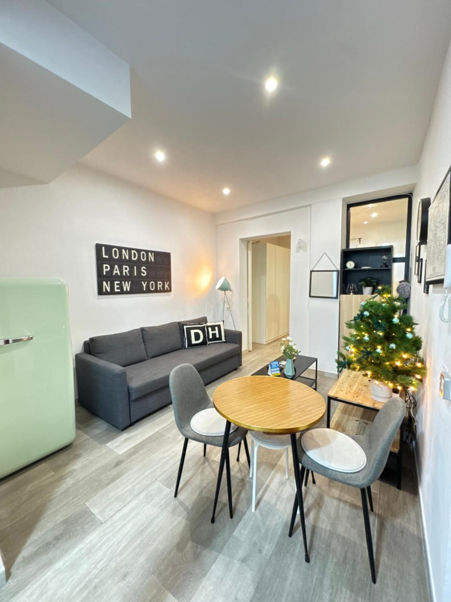 Appartamento Dianthus House Madrid Esterno foto